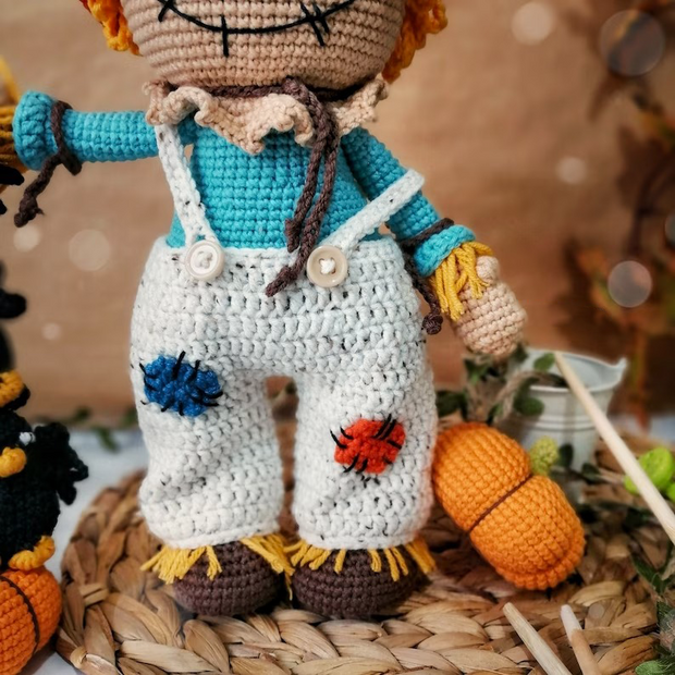 Halloween crochet toy cute Scarecrow