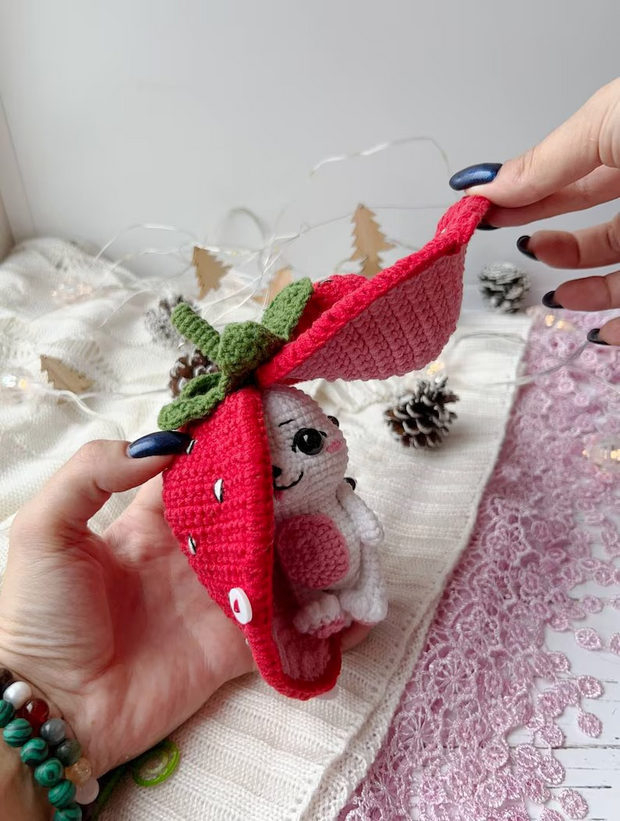 Crochet Strawberry Fox Amigurumi Pattern