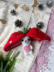 Crochet Strawberry Fox Amigurumi Pattern