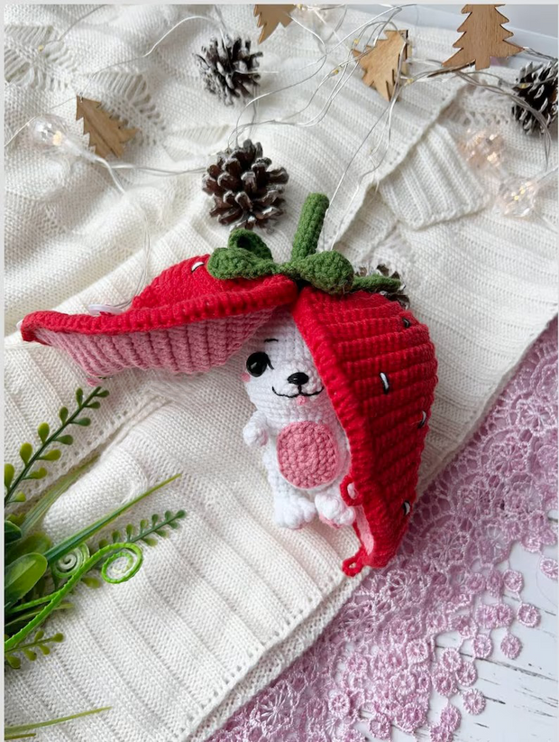 Crochet Strawberry Fox Amigurumi Pattern