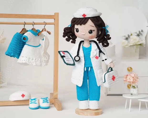 Crochet Nurse & Doctor Doll Pattern