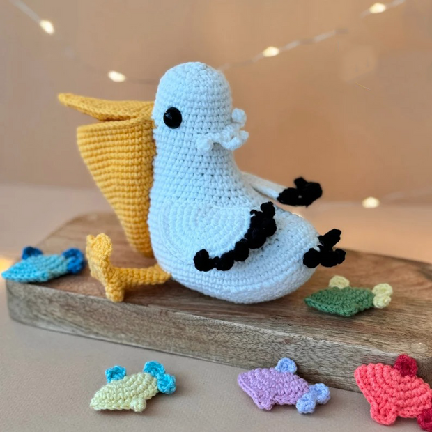 Pelican. pattern PDF. Educational game.