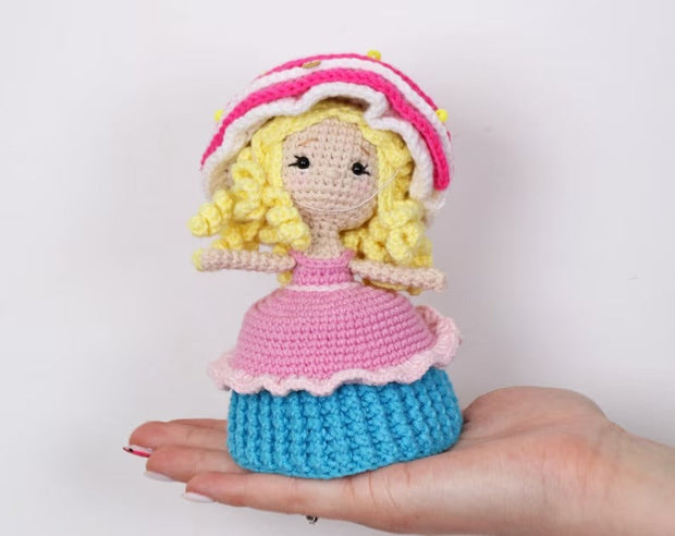 Reversible Princess and Muffin Amigurumi Pattern