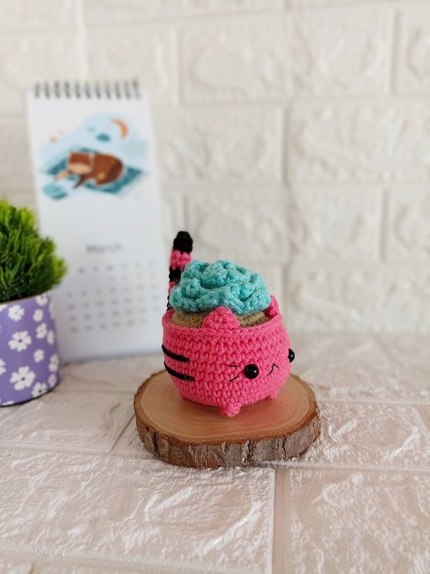 Succulent cat planter amigurumi pattern