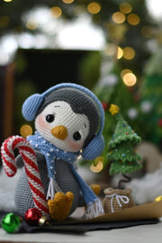 Crochet pattern for Penguin Pin the christmas toy