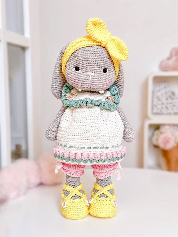 Olivia the easter rabbit amigurumi crochet pattern