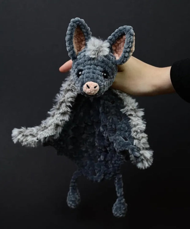 Bat snuggler pattern amigurumi