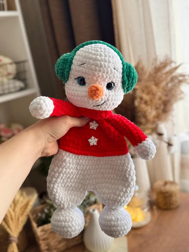 Crochet snowman snuggler