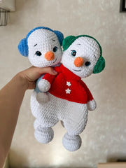 Crochet snowman snuggler