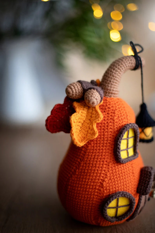 Amigurumi pattern crochet Pumpkin house