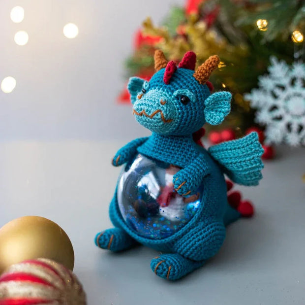 Amigurumi Christmas dragon