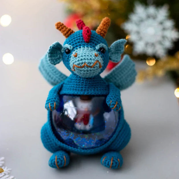 Amigurumi Christmas dragon