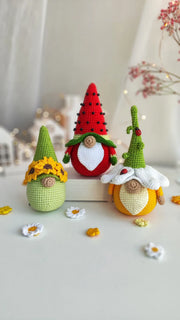 Set of 3 Gnomes crochet pattern